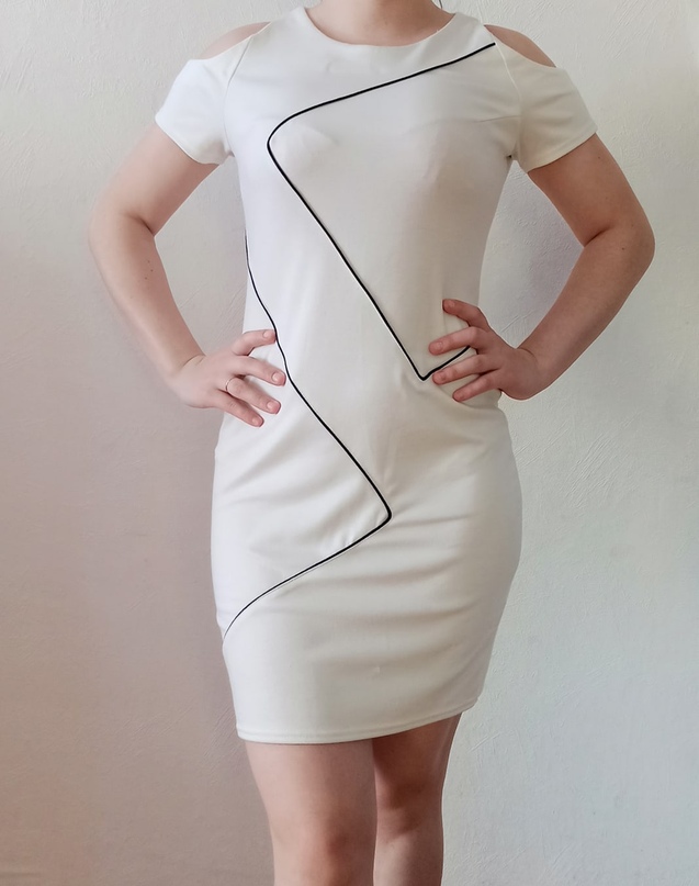 1- платье 350 р размер М 2- комбинезон | Объявления Орска и Новотроицка №5632