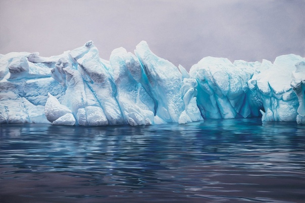 Зариа Форман (Zaria Forman создает захватывающие пастельные рисунки айсбергов Гренландии, исключительно тремя способами. Прежде всего, ее рисунки выглядят настолько реалистично, что порой