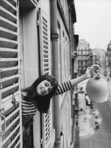 14 декабря в Париже в возрасте 79 лет умерла муза Жан-Люка Годара и икона стиля -французская актриса Анна