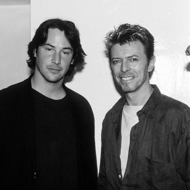 Две звезды на одном фото: Киану Ривз и Дэвид Боуи. 1995 год