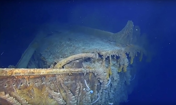 «Титаник» 107 лет спустя Команда исследователей из Atlantic Productions показала, как сейчас выглядит «Титаник», затонувший 107 лет назад. Впервые съемки проводились в качестве 4К. Обломки
