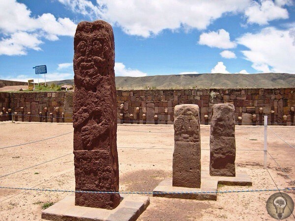 Места силы древних: Боливия, Тиуанако.  Тиуанако величайшая цивилизация, которую немногие знают. Ее жители были предшественниками инков. К моменту появления испанцев, эта цивилизация давно уже