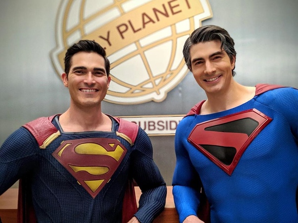 Просыпаемся вместе с двумя Суперменами из «Кризиса на Бесконечных землях» от CW