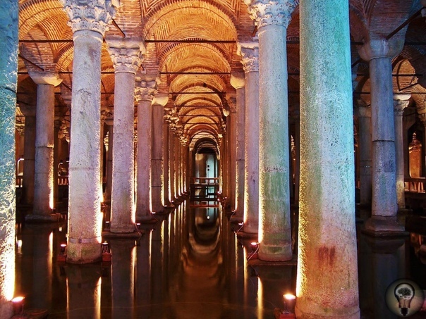 Подземное водохранилище цистерна Базилика в Стамбуле. 