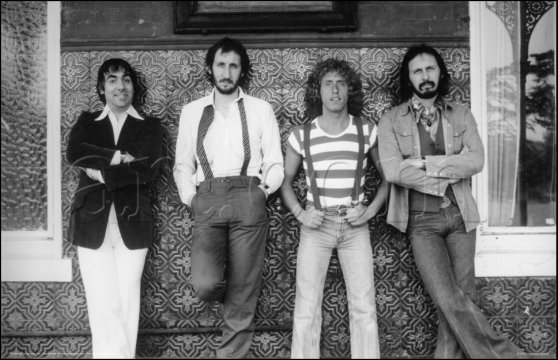 THE WHO - BEHIND BLUE EYES ehind Blue Eyes песня британской рок-группы The Who. Вышла в ноябре 1971 года, как второй сингл с их пятого альбома Whos Next и была изначально написана Питом