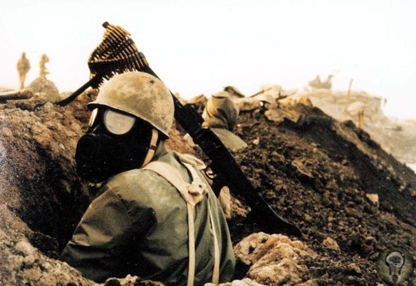ЗАБЫТАЯ БОЙНЯ Война между Ираном и Ираком (1980-1988) одна из самых кровопролитных, ожесточённых и продолжительных войн XX века. И при этом одна из самых малоизвестных, запутанных и